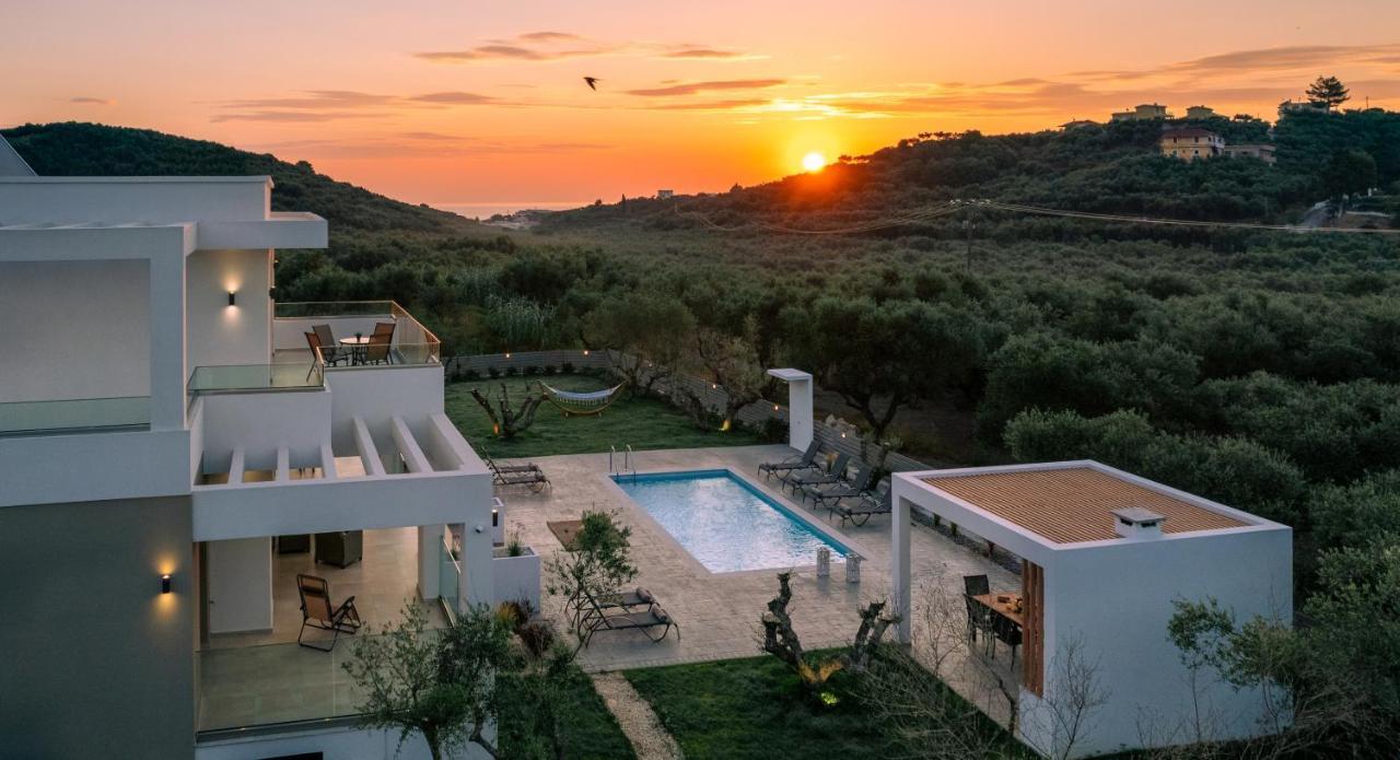 Valentino Luxury Villa Plános Exteriér fotografie