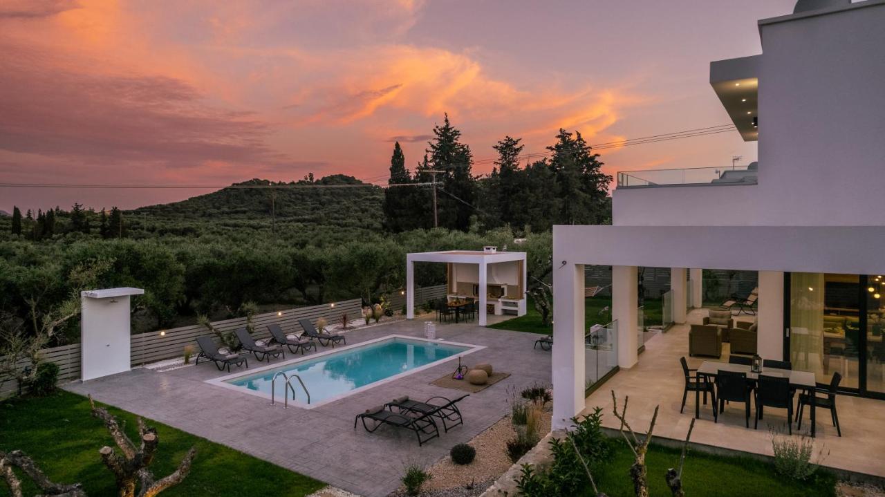 Valentino Luxury Villa Plános Exteriér fotografie