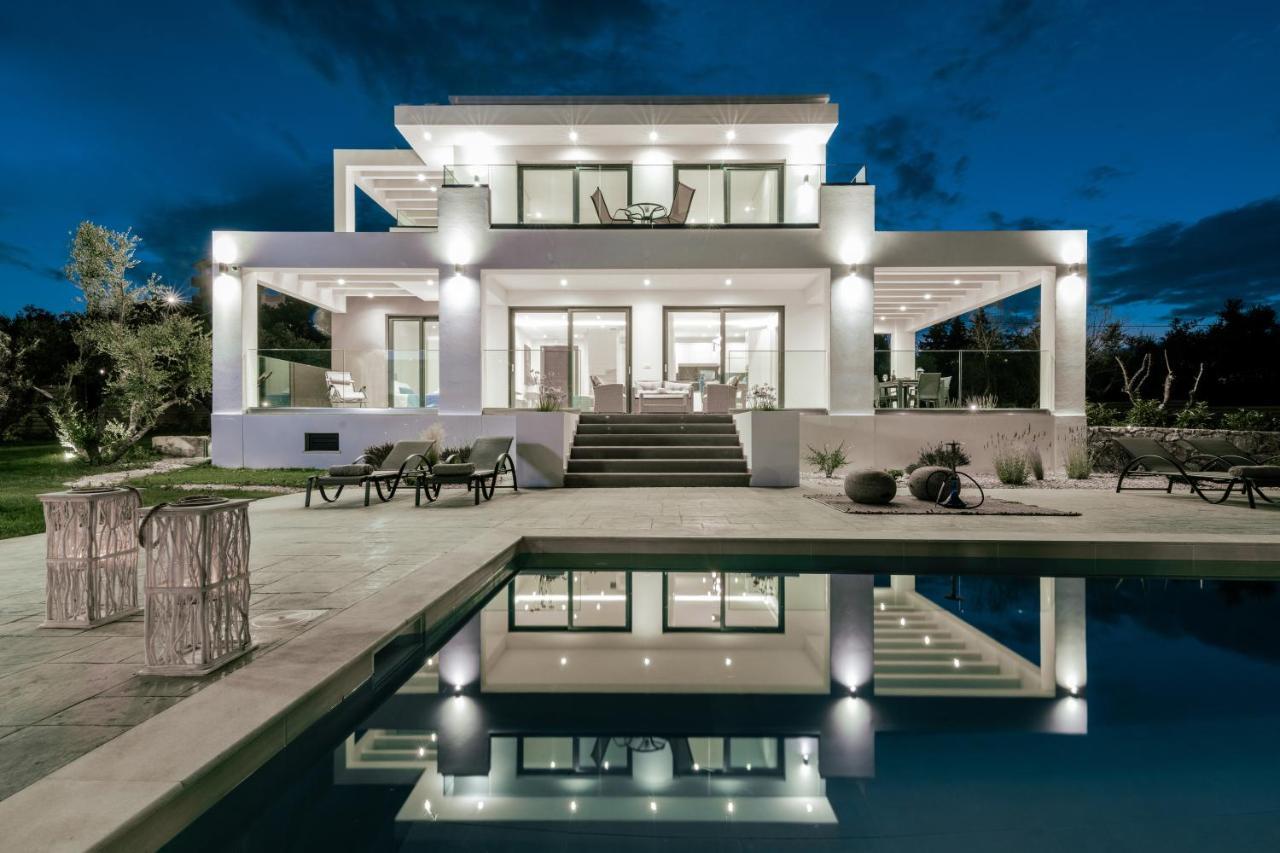 Valentino Luxury Villa Plános Exteriér fotografie