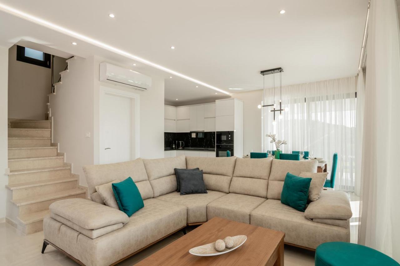 Valentino Luxury Villa Plános Exteriér fotografie