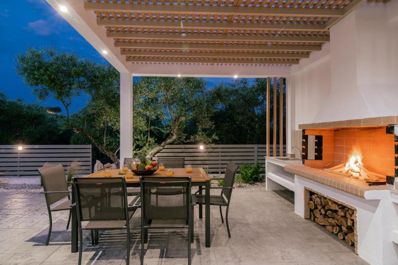 Valentino Luxury Villa Plános Exteriér fotografie