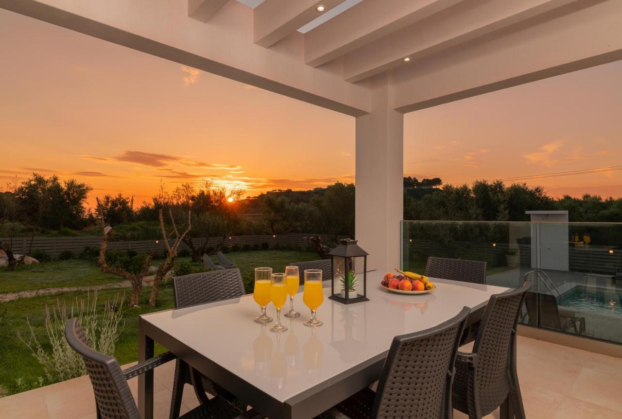 Valentino Luxury Villa Plános Exteriér fotografie